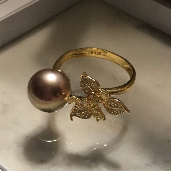 Boutique Jewelry - AAA 10.5mm Custom Made Genuine Pearl Clover Ring